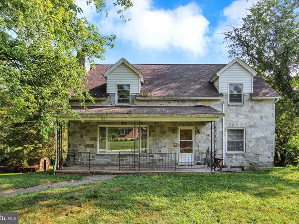 3061 Seven Valleys Rd, Glen Rock, PA 17327