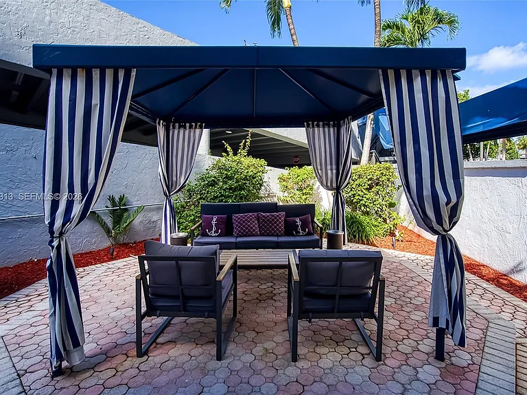 3031 N Ocean Blvd #406 — Photo 45