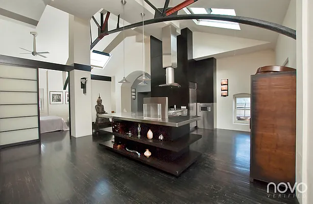 Sold by NOVO | media 30