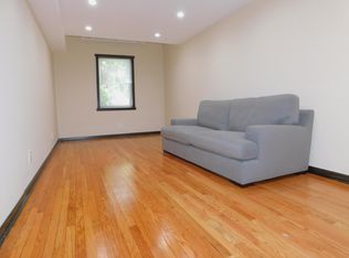 1423 Washington St #G, Evanston, IL 60202