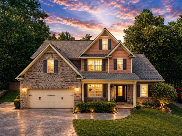 611 Pinery Ln, Duncan, SC 29334