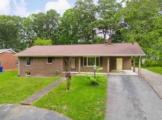 420 Overhill Rd, Christiansburg, VA 24073