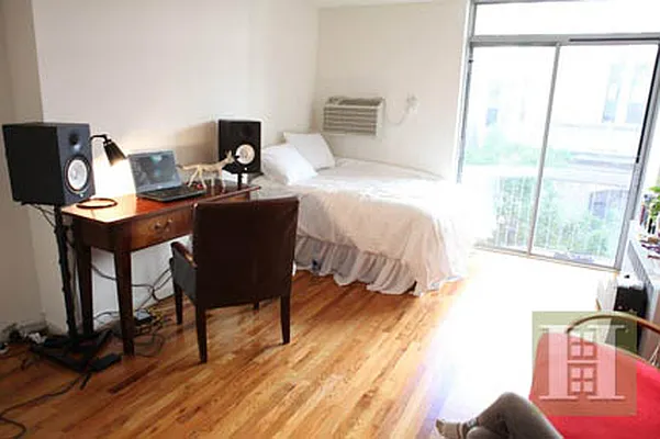 Rented by Halstead Real Estate | media 57