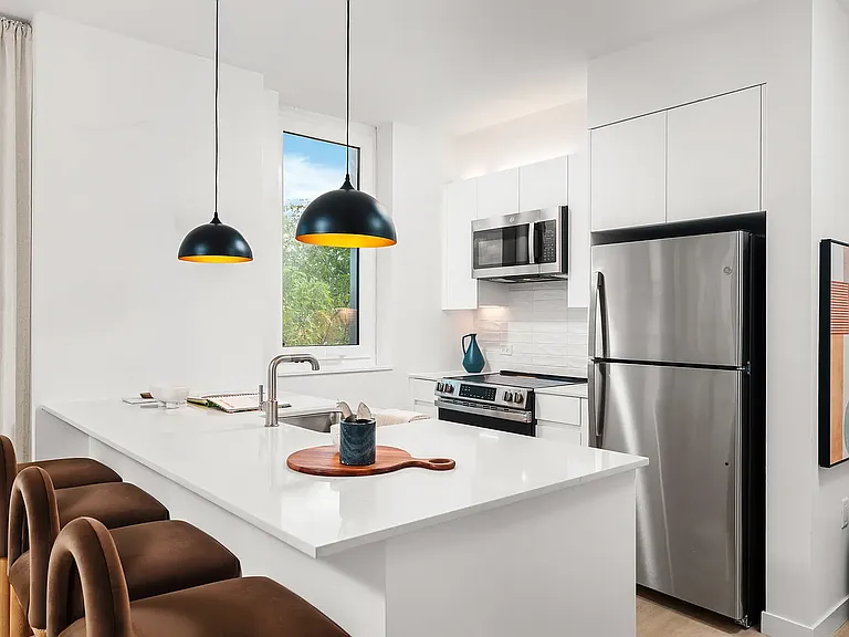 126 Sandford St #408 — Photo 3