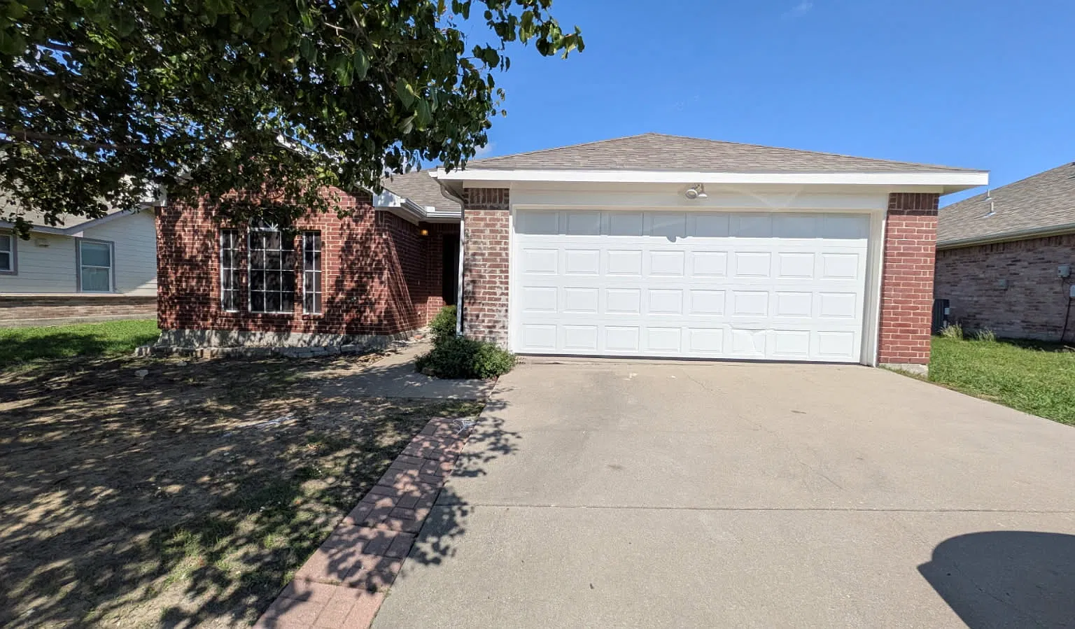 3 bed, 1309 sqft, $1,850 — Photo 1