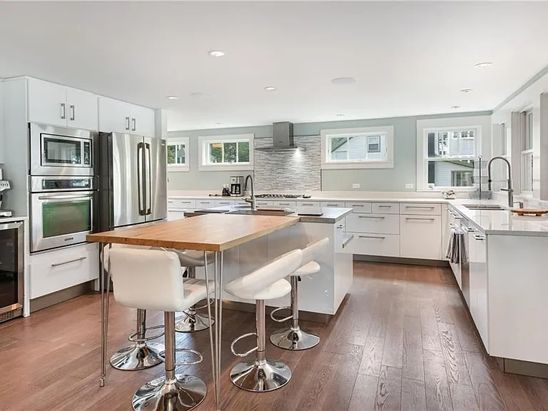 39 Shore Dr — Photo 21