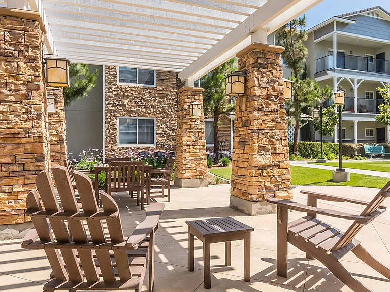 Elate Rancho Cucamonga - 55+ Active Adult Apartment Homes — Photo 7
