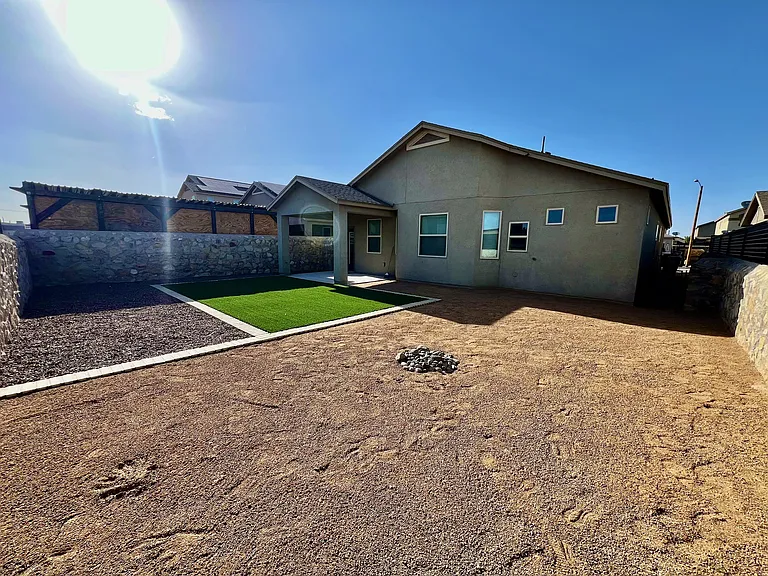 14356 George Campbell Ct — Photo 10
