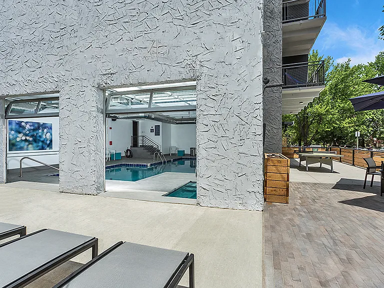 1311 Cook — Photo 27