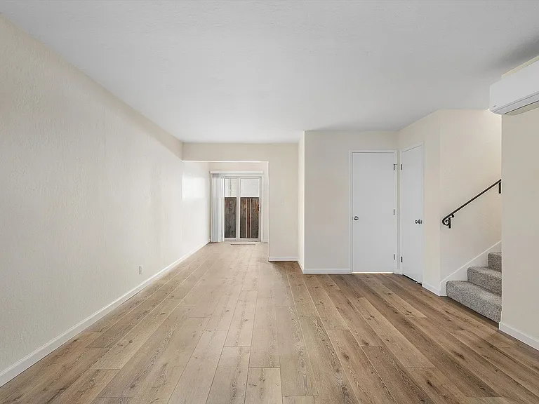 2015 Central Ave #C - 2 bedroom | 1.5 bath — Photo 6