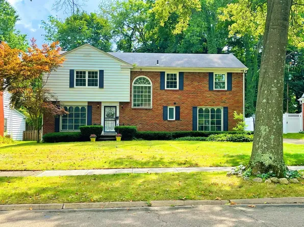 309 Dorchester Rd, Akron, OH 44320