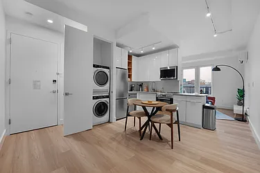 1457 Flatbush Avenue, #704