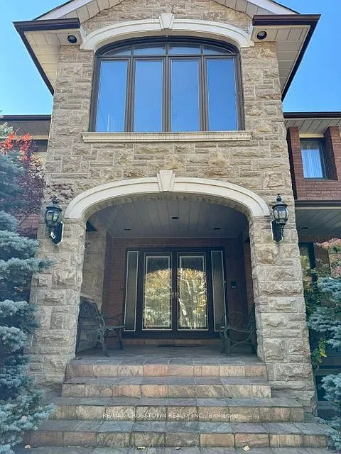 4 bed, $4,000 — Photo 2