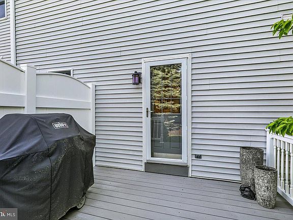 3rd image of 2805 Sturbridge Ct