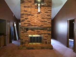 104 Country Club Rd, Conway, AR 72034