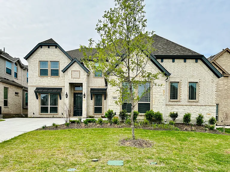 2821 Adon Springs Ln — Photo 2