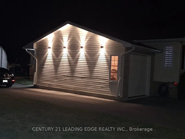 61 Wilkins St #A — Photo 3
