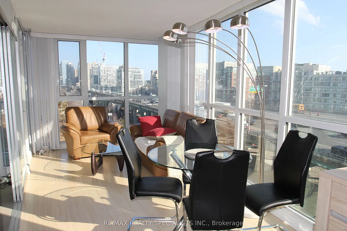 Building Photo - 75 Queens Wharf Rd #707