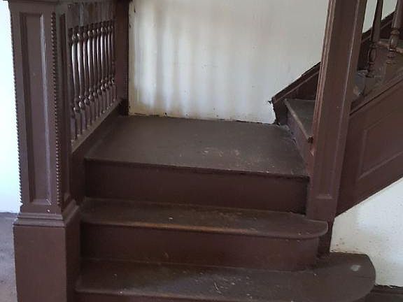 3rd image of 4757 Labadie Ave