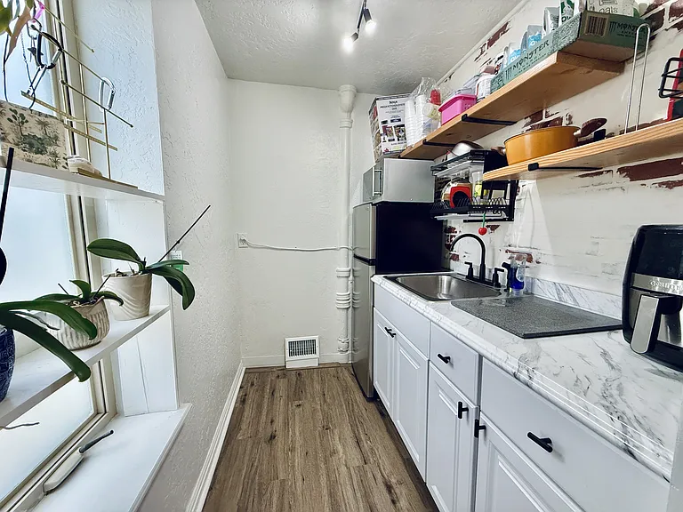 2535 Adams Ave #4 — Photo 16
