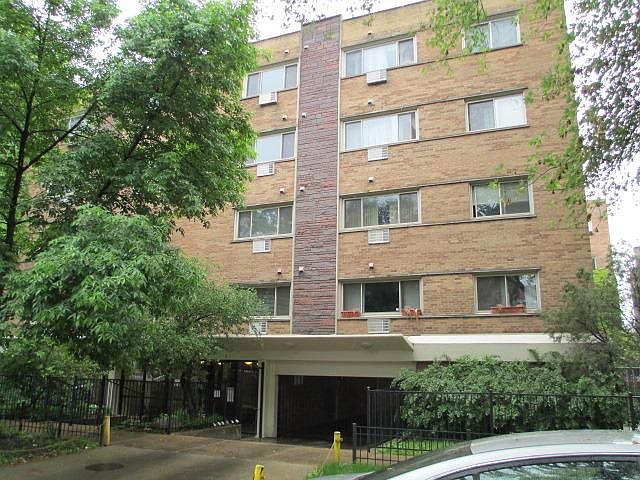1st image of 1415 W Lunt Ave APT 312