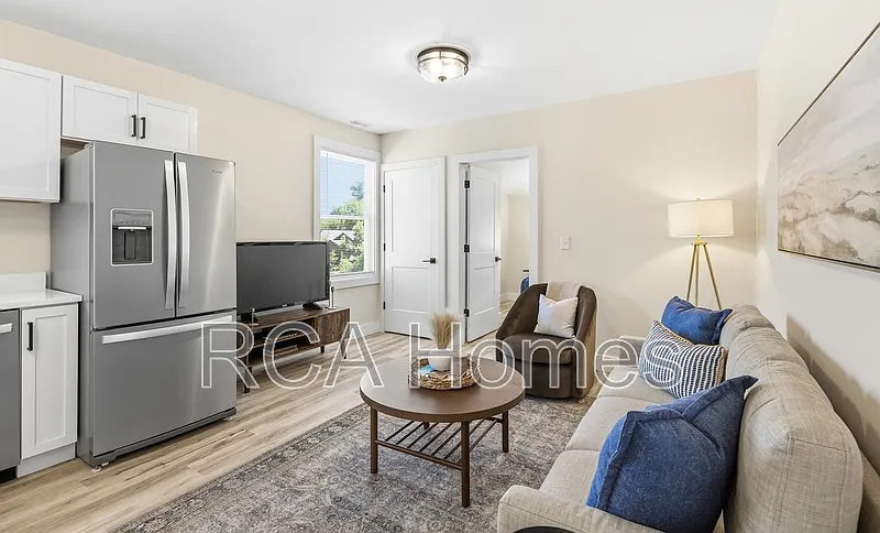 2 bed, 2.0 bath, 650 sqft, $1,559 — Photo 1