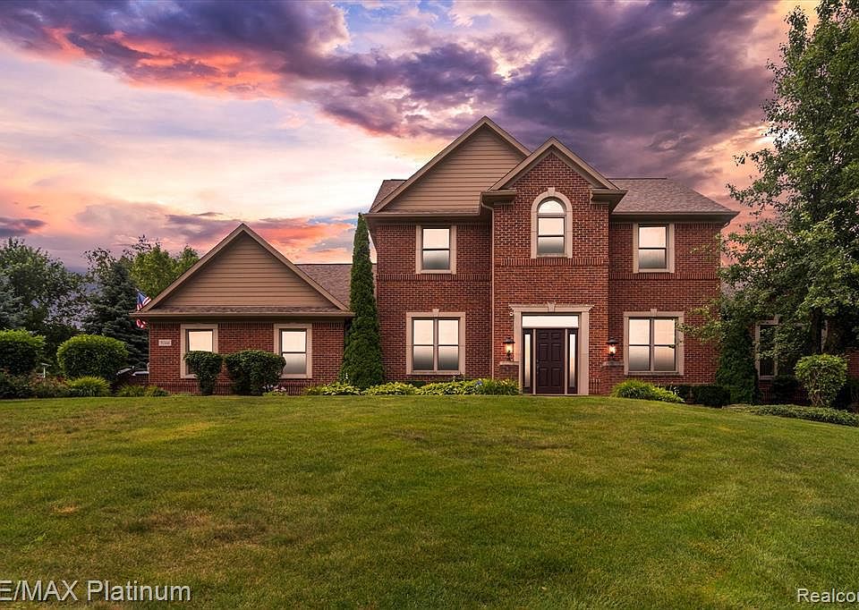 1st image of 9166 Orion Dr
