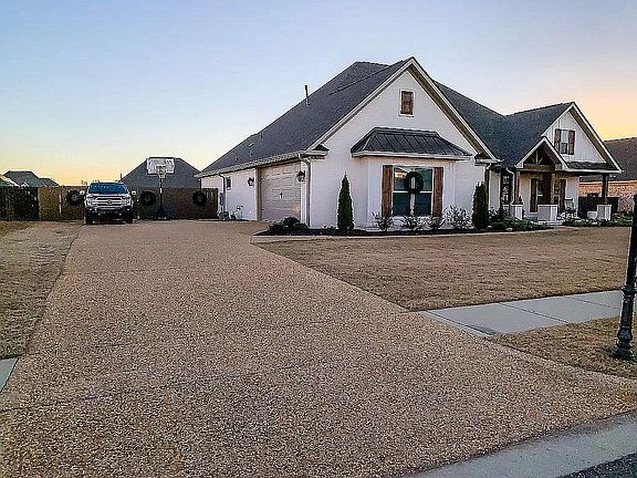 3rd image of 11177 Persinger Cir