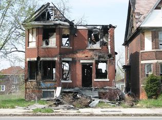 750 Whittier Rd, Grosse Pointe Park, MI 48230