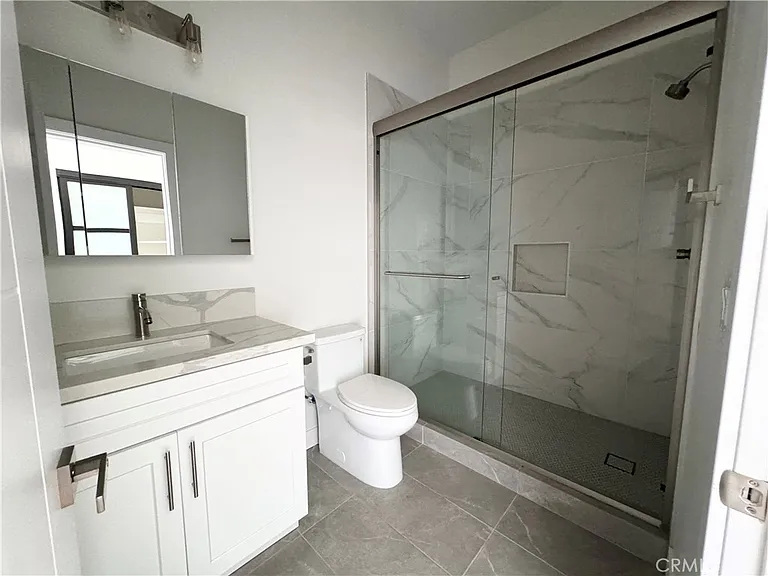 1623 W 255th St — Photo 13