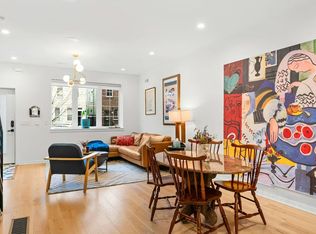 936 Tasker St, Philadelphia, PA 19148