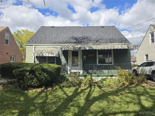 2134 North Ave, Niagara Falls, NY 14305