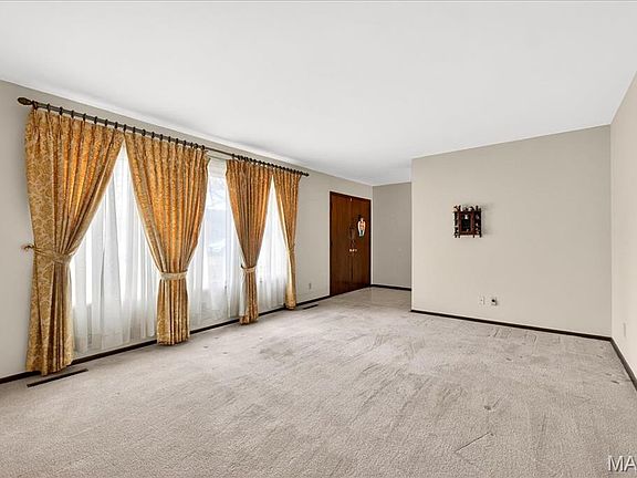 4th image of 521 Leawood Dr