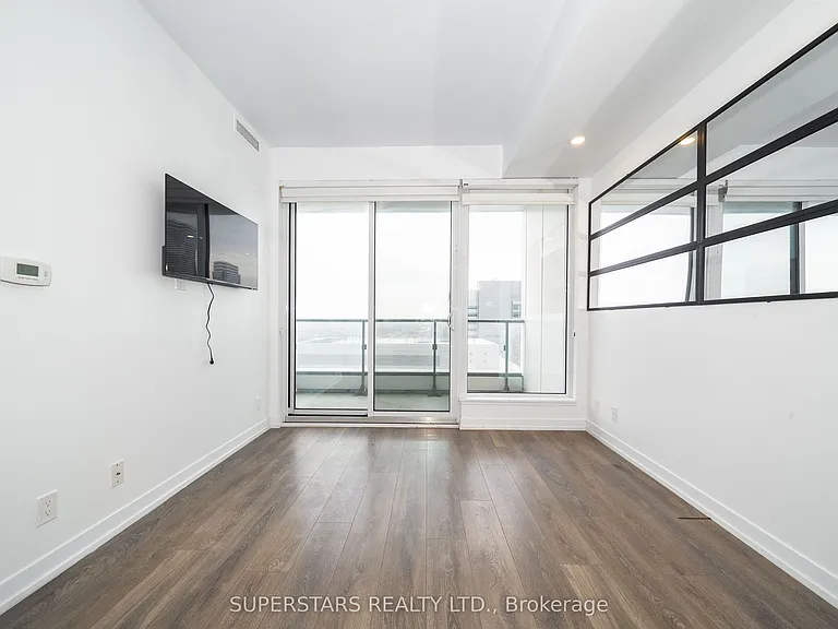 5 Buttermill Ave #1905 — Photo 12