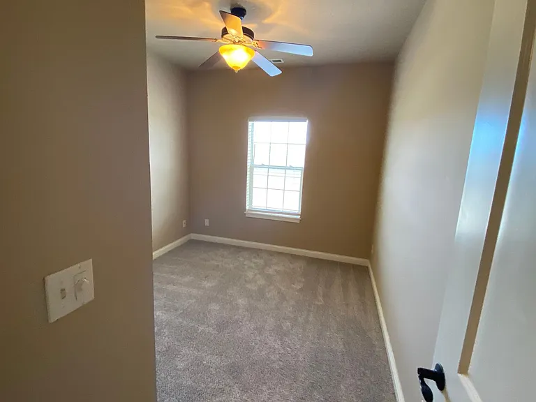 2805 Northridge Pkwy #208 — Photo 11