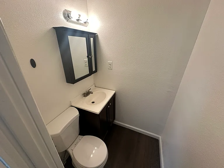 2232 W Via Corona #H — Photo 5