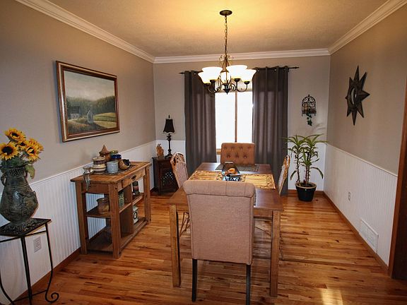 formal dining area