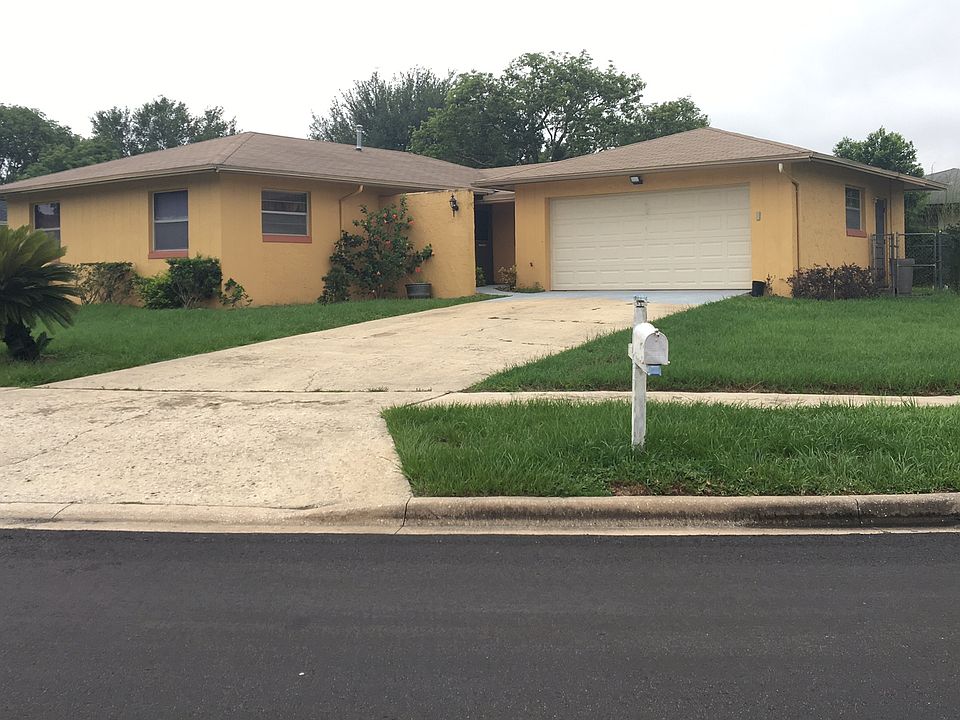 1st image of 214 Meadow Hills Dr