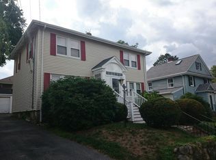 84 Garnet Rd, West Roxbury, MA 02132