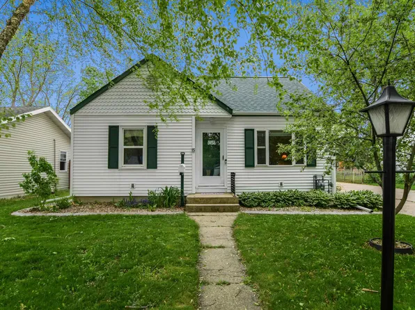 15 Harding St, Madison, WI 53714