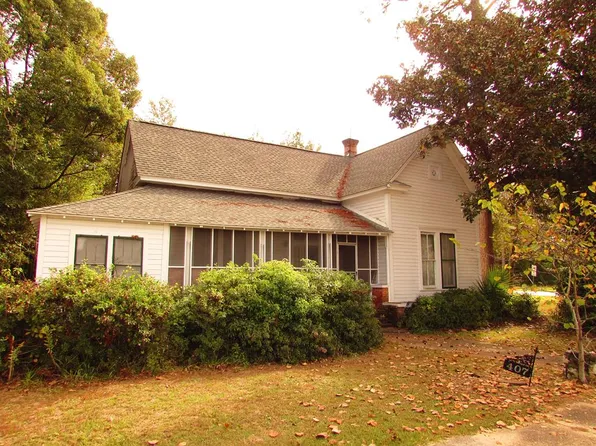 407 S Tennille Ave, Donalsonville, GA 39845