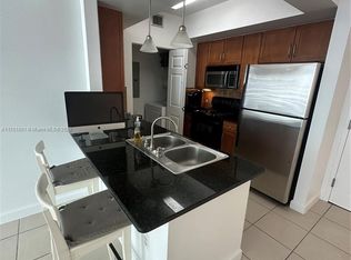2001 N Bayshore Dr #2000, Miami, FL 33133