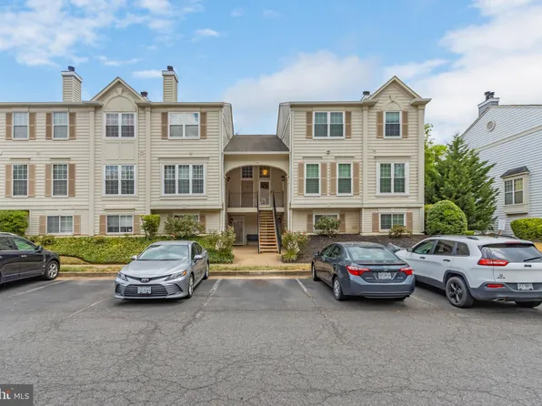 11197 Rienzi Pl APT 203, Manassas, VA 20109