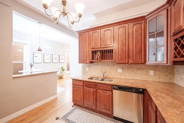 654 Elati St — Photo 10
