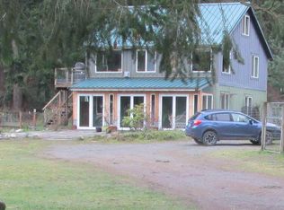 7327 Bailey Rd, Clinton, WA 98236