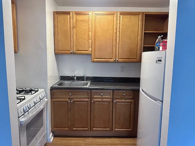 1 bed, $2,095 — Photo 3