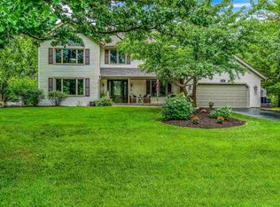 7477 Grace Dr, Roscoe, IL