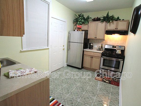 5th image of 10926 S Vernon #1S