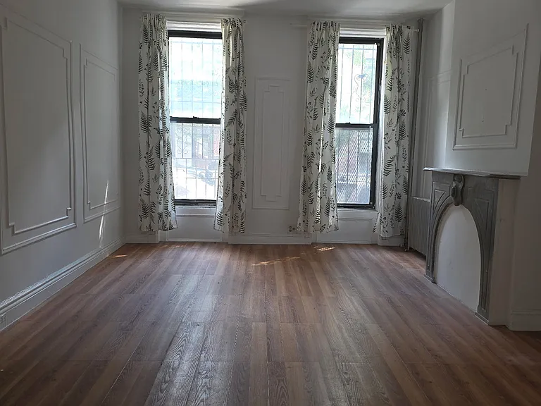 177 15th St #1 — Photo 7