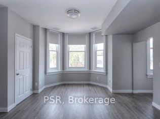 205 Gerrard St E #7, Toronto, ON M5A 2E7